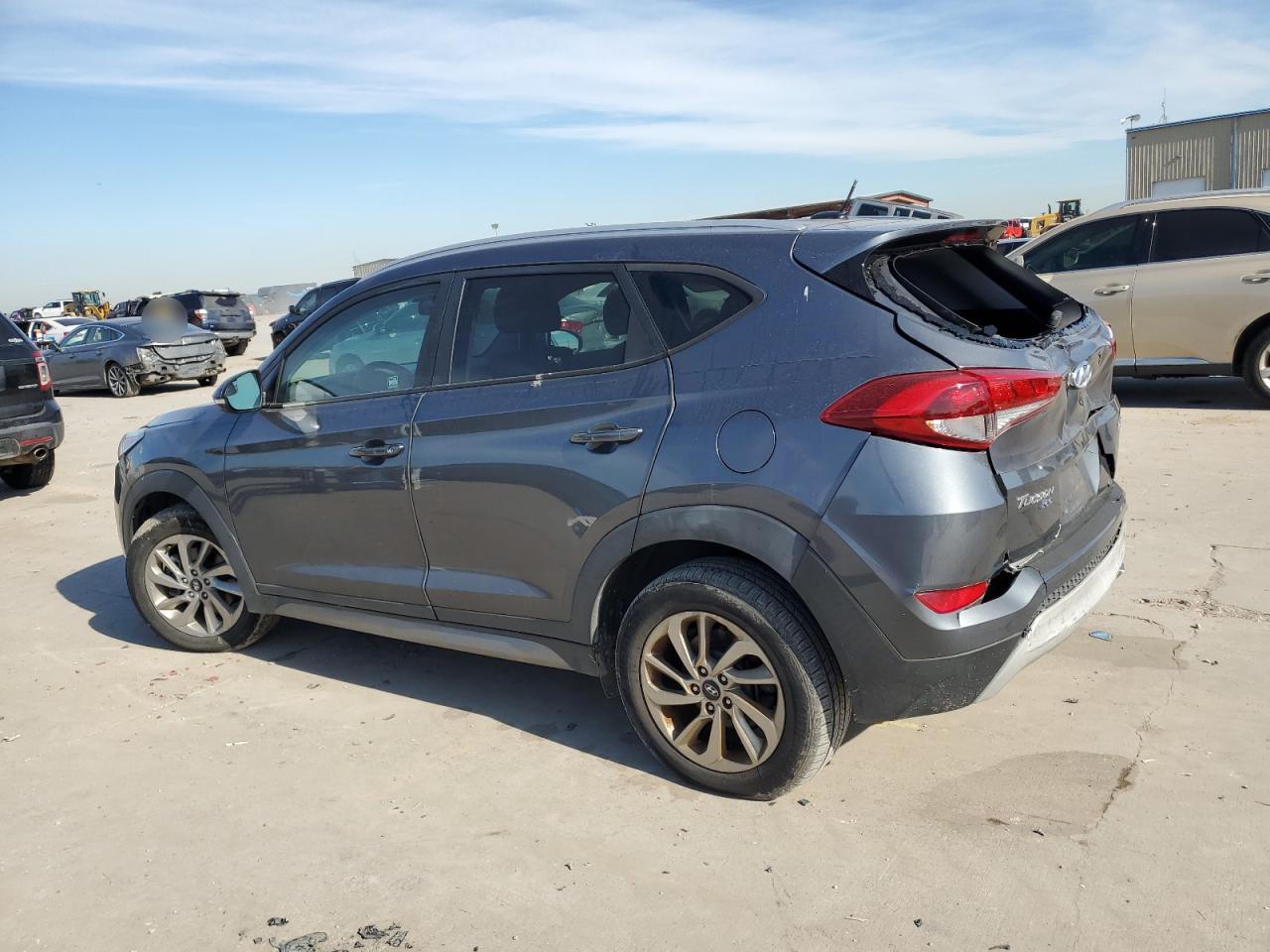 2017 Hyundai Tucson - Image 2