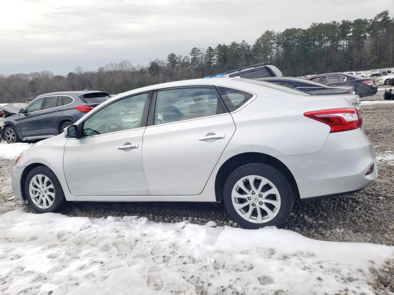 VIN 3N1AB7AP4JL647334 2018 NISSAN SENTRA no.2