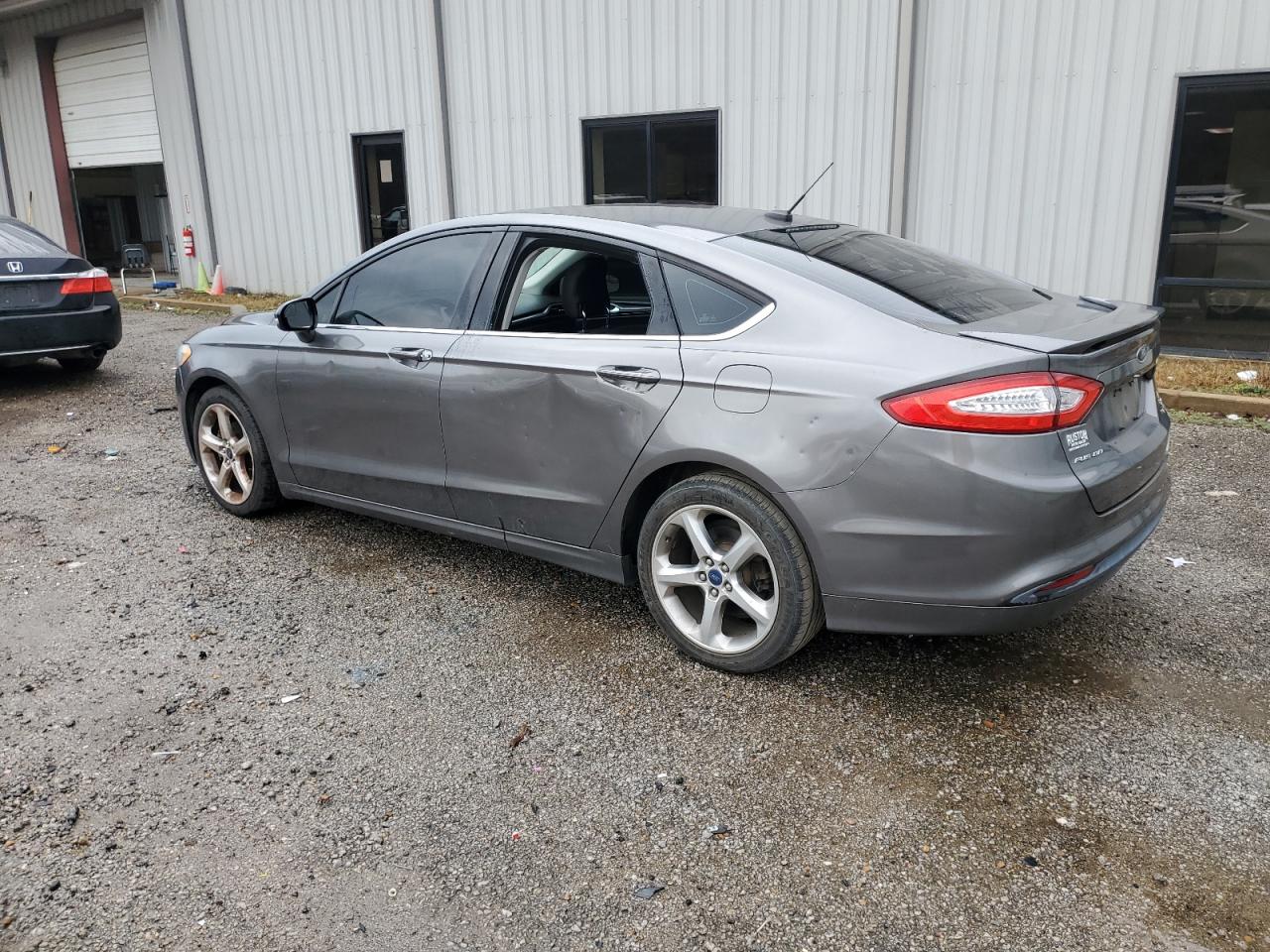 2014 Ford Fusion - Image 2