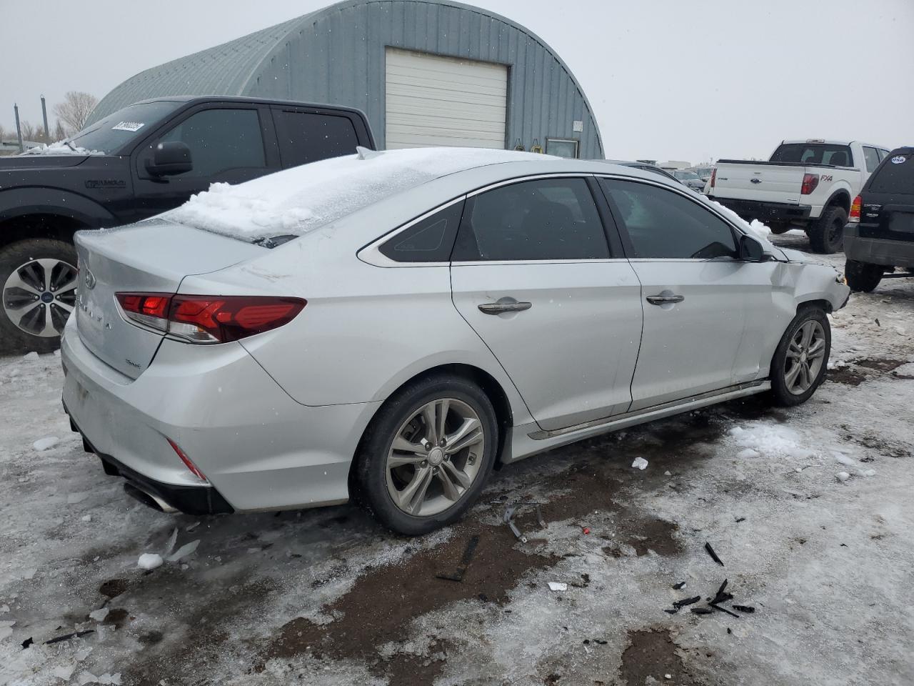 2018 Hyundai Sonata - Image 3