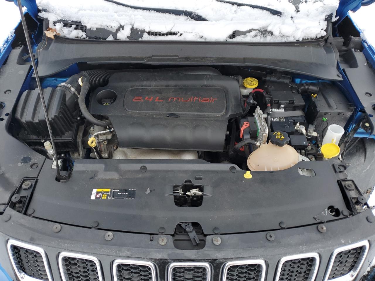 2017 Jeep Compass - Image 12