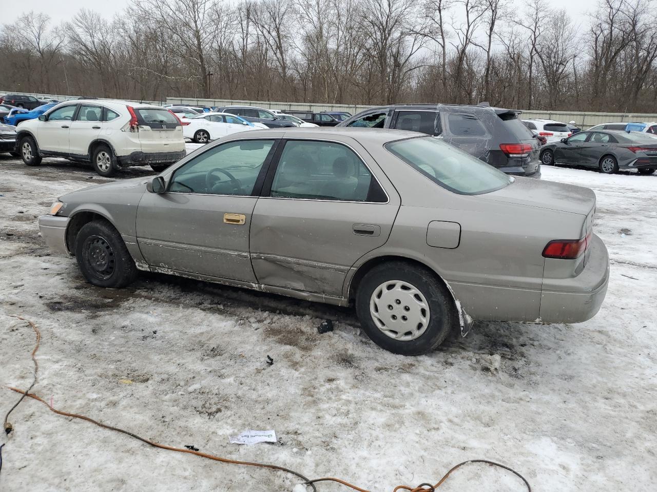 1998 Toyota Camry - Image 2