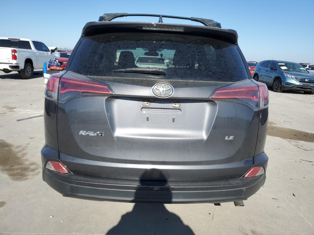 2018 Toyota RAV 4 - Image 6