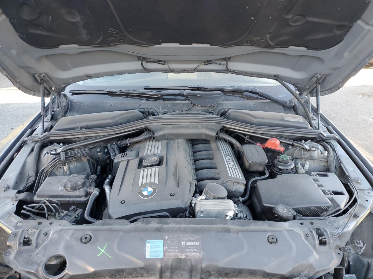 2010 BMW 5er - Image 11