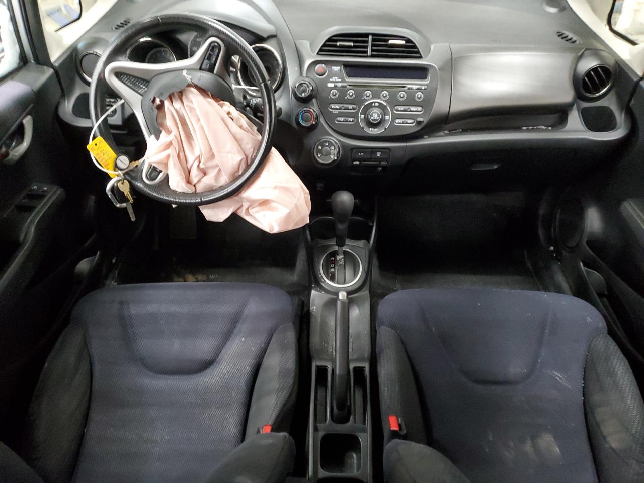 2012 Honda Fit - Image 8