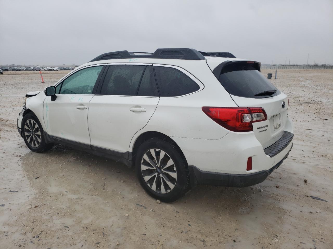 2015 Subaru Outback - Image 2