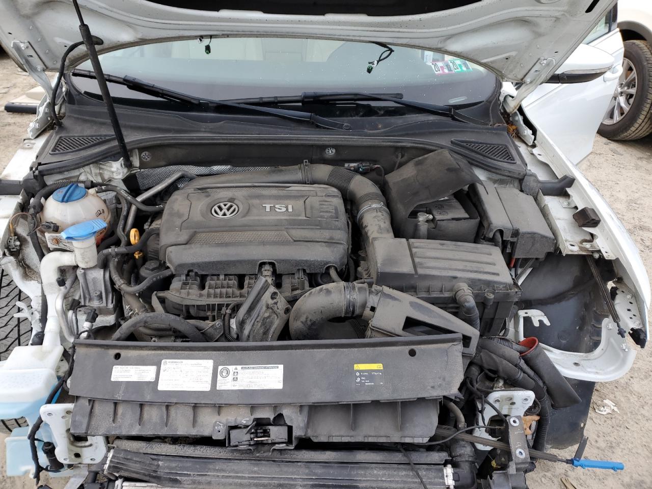 2017 Volkswagen Passat R-Line VIN: 1VWDT7A38HC000216 Lot: 84817094