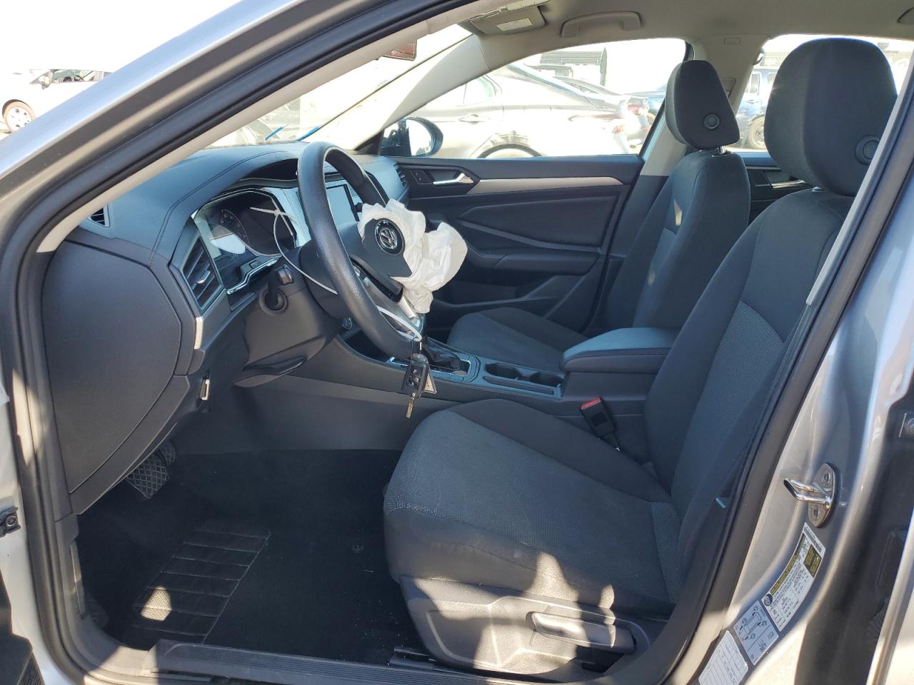 2021 Volkswagen Jetta - Image 7