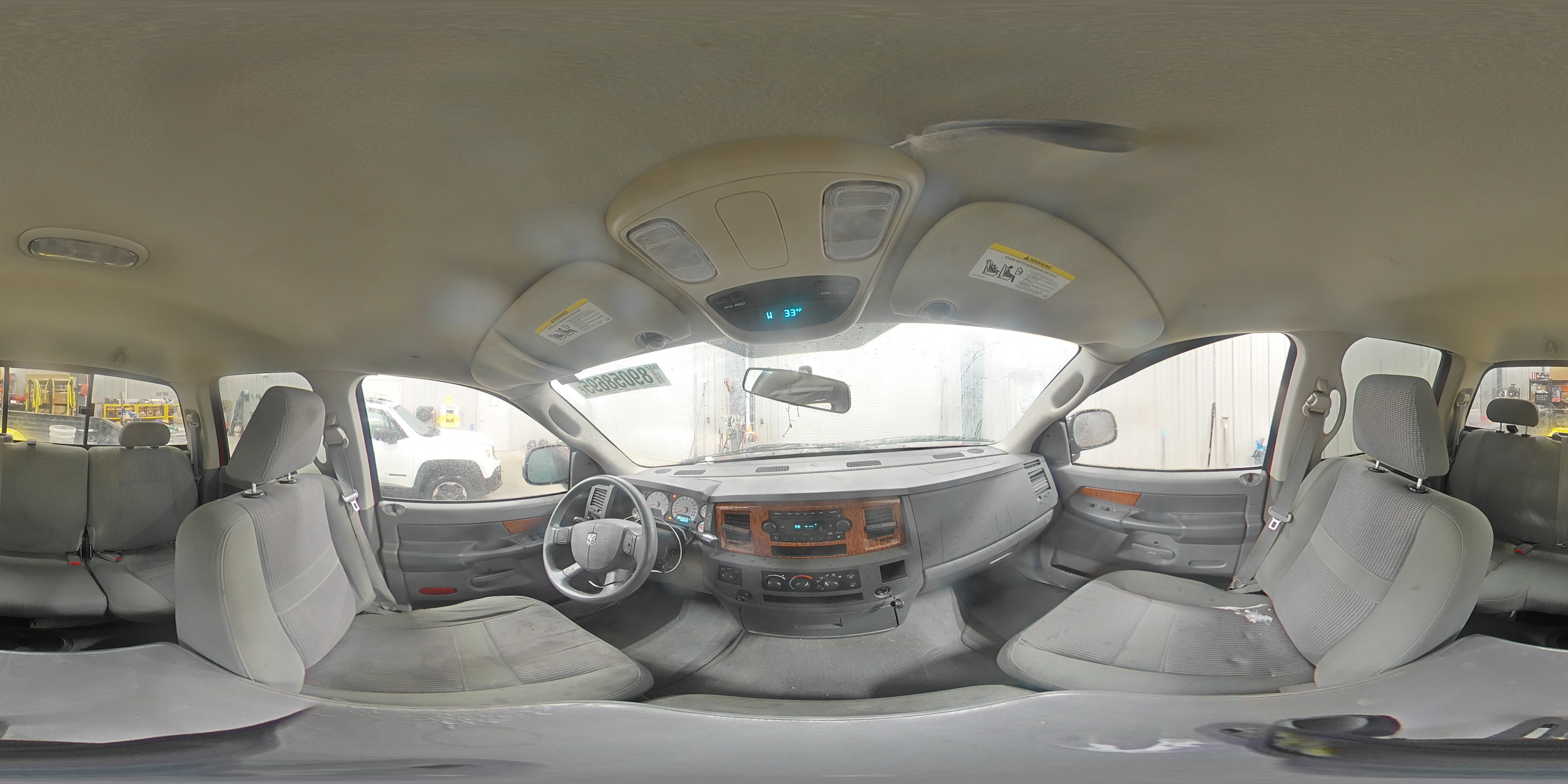 2006 Dodge RAM - Image 12
