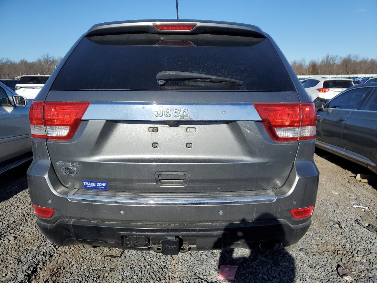 2012 Jeep Grand Cherokee - Image 6