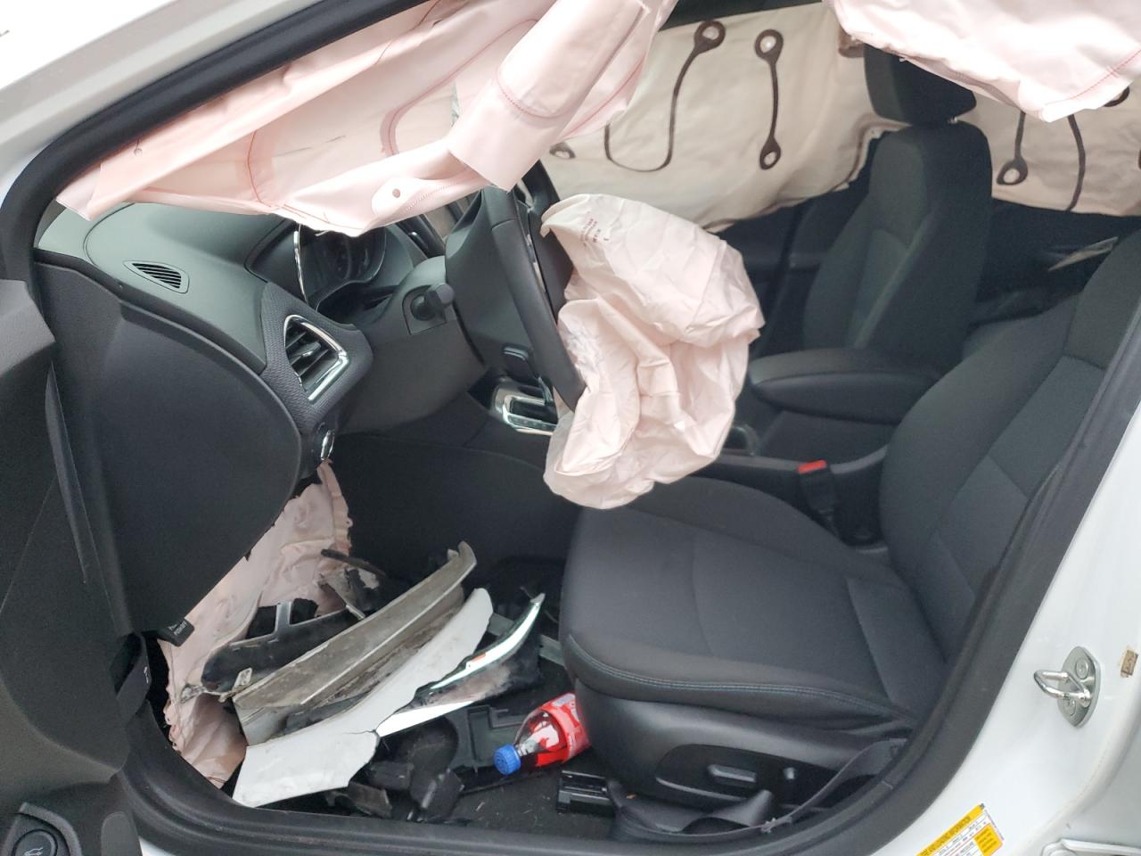 2019 Chevrolet Cruze - Image 7