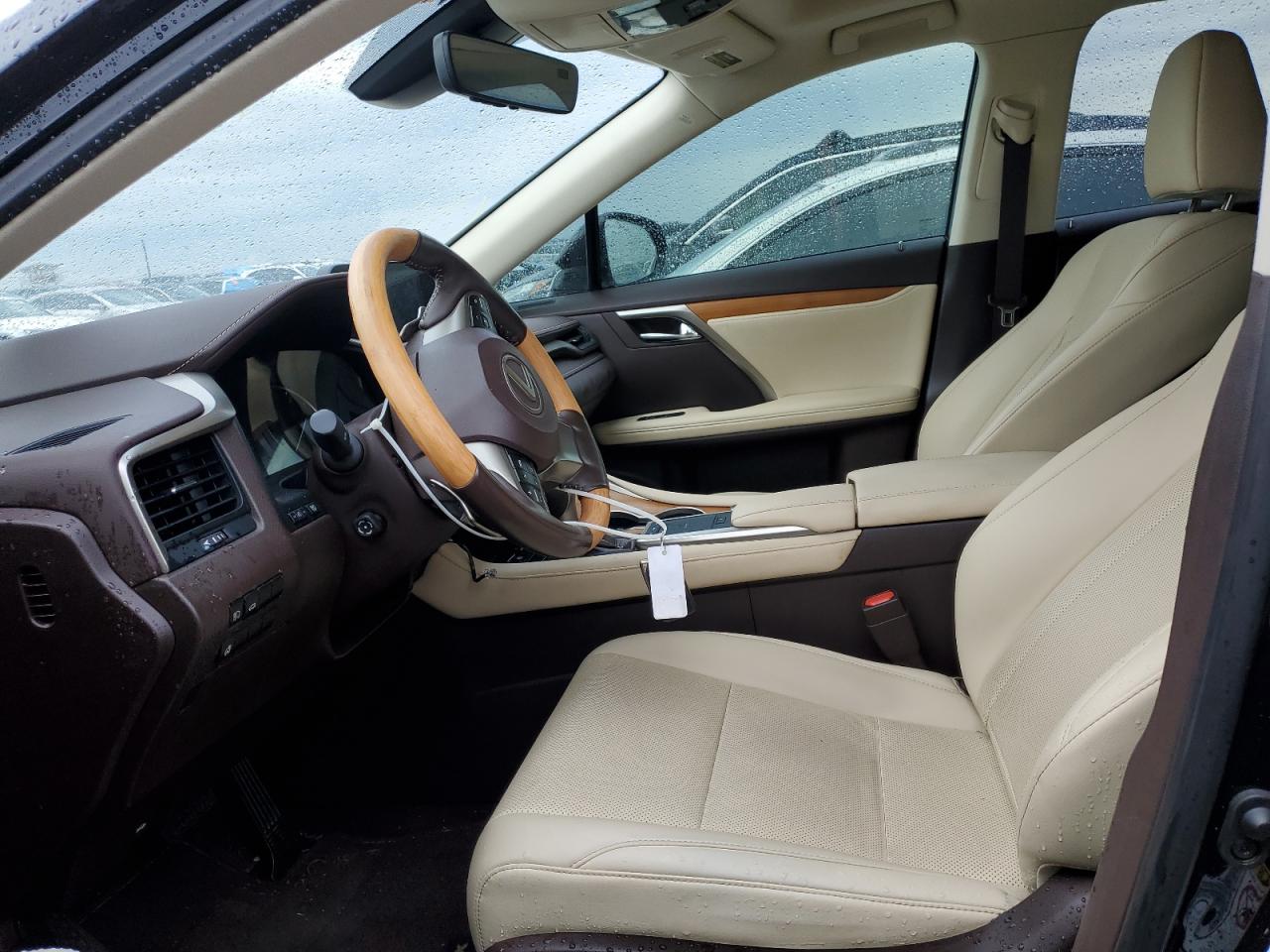 2020 Lexus RX - Image 7