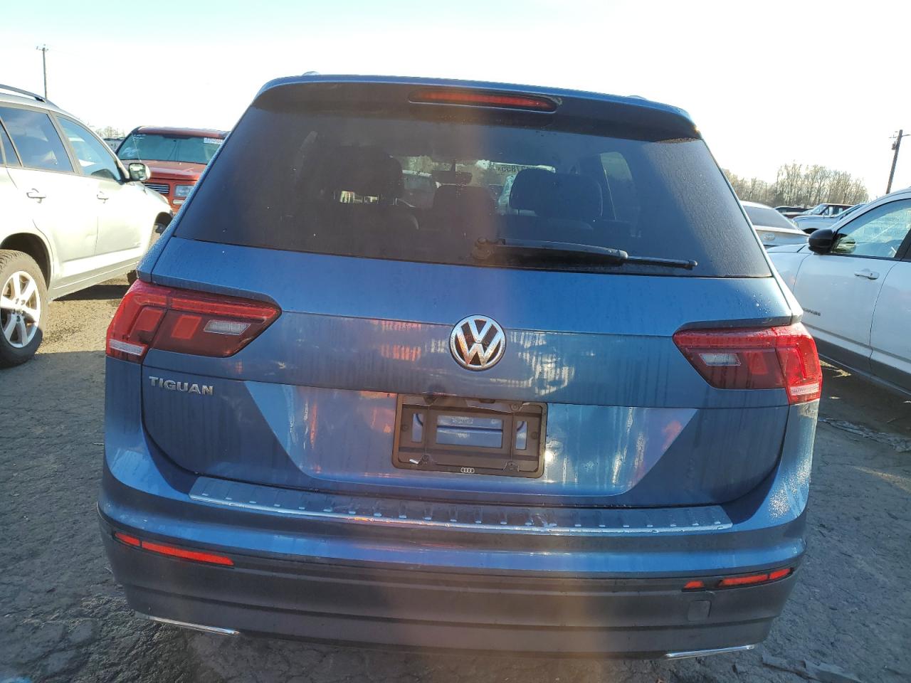 VIN 3VV1B7AX8KM121606 2019 VOLKSWAGEN TIGUAN no.6