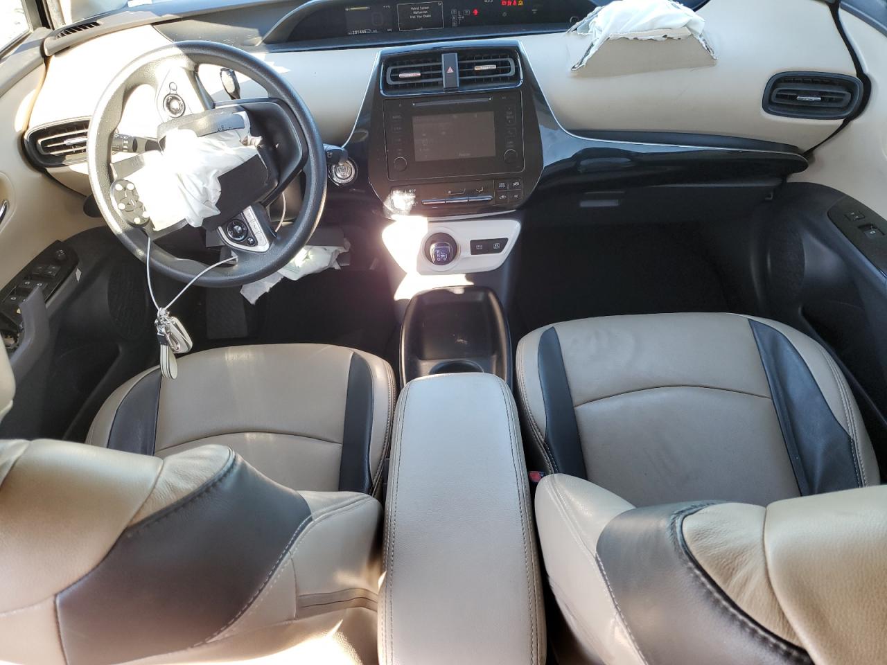 2016 Toyota Prius - Image 8