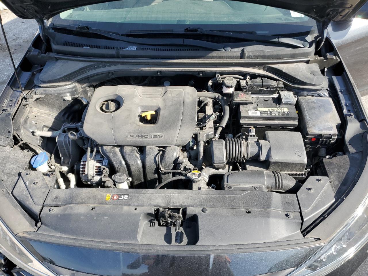 2020 Hyundai Elantra - Image 11