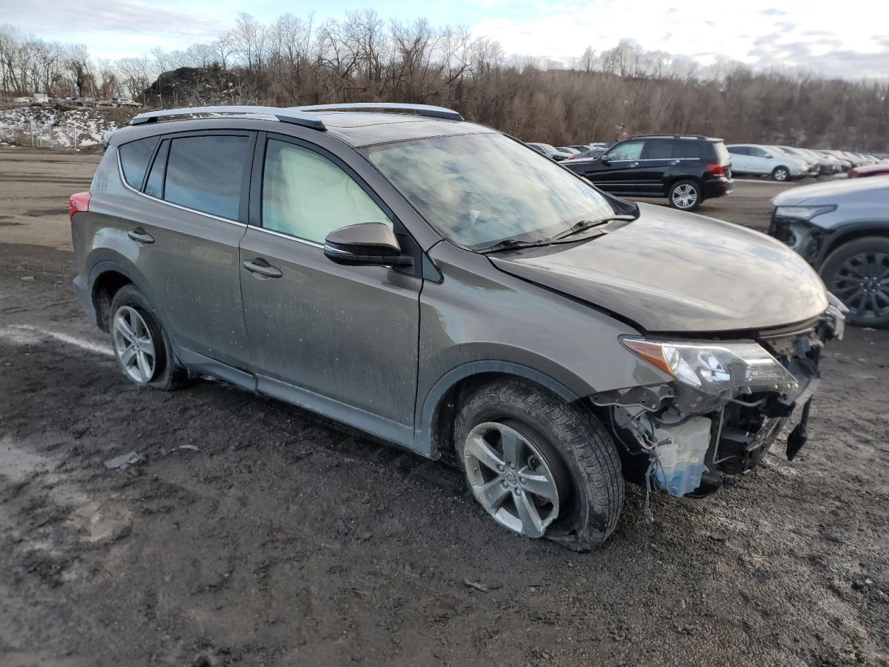 2015 Toyota RAV 4 - Image 4