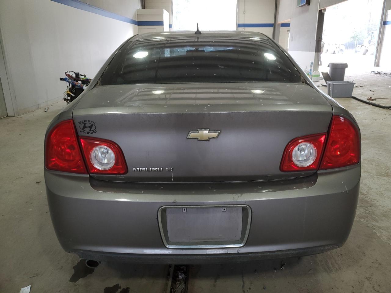 2010 Chevrolet Malibu - Image 6