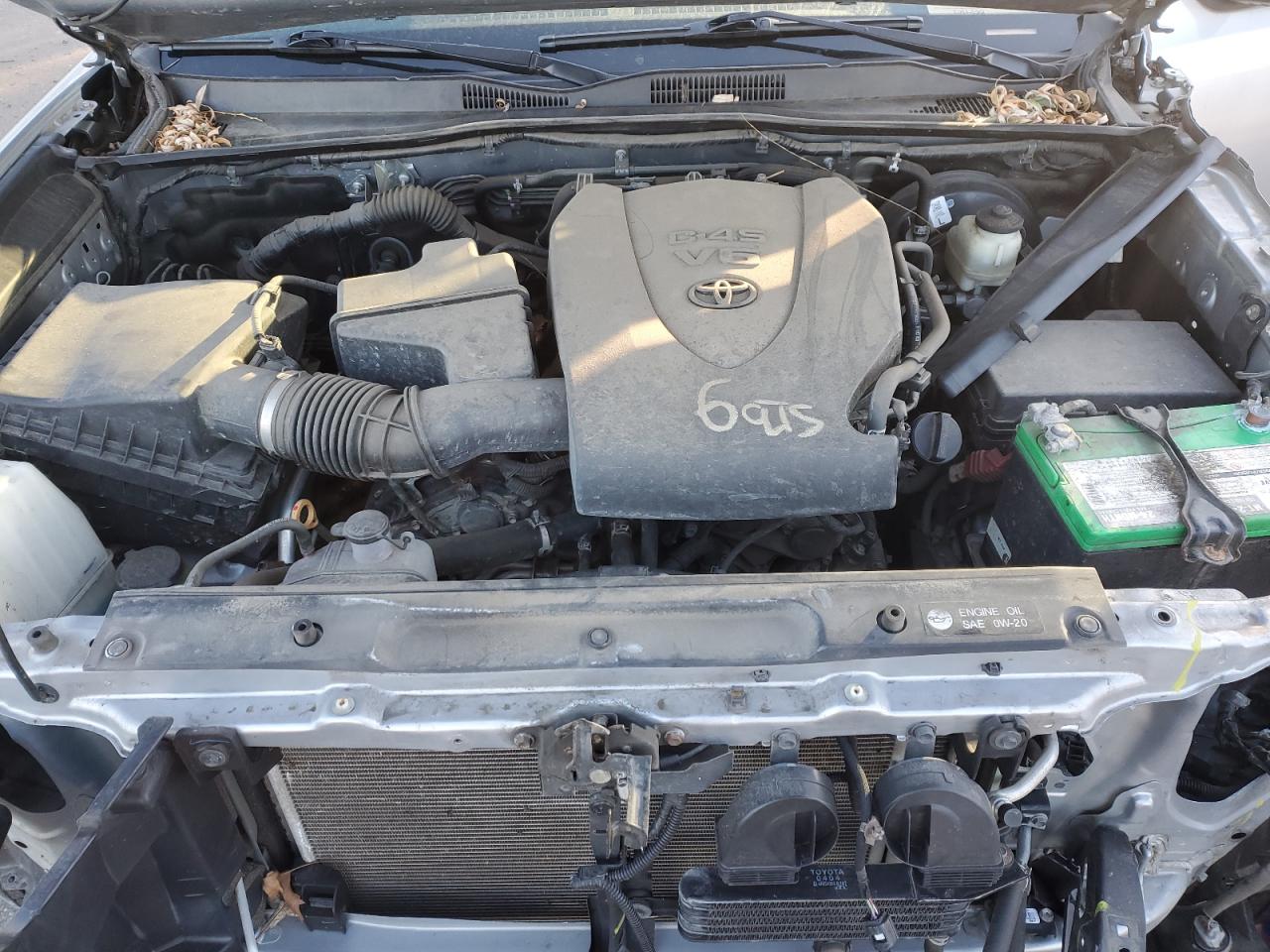 2018 Toyota Tacoma - Image 11