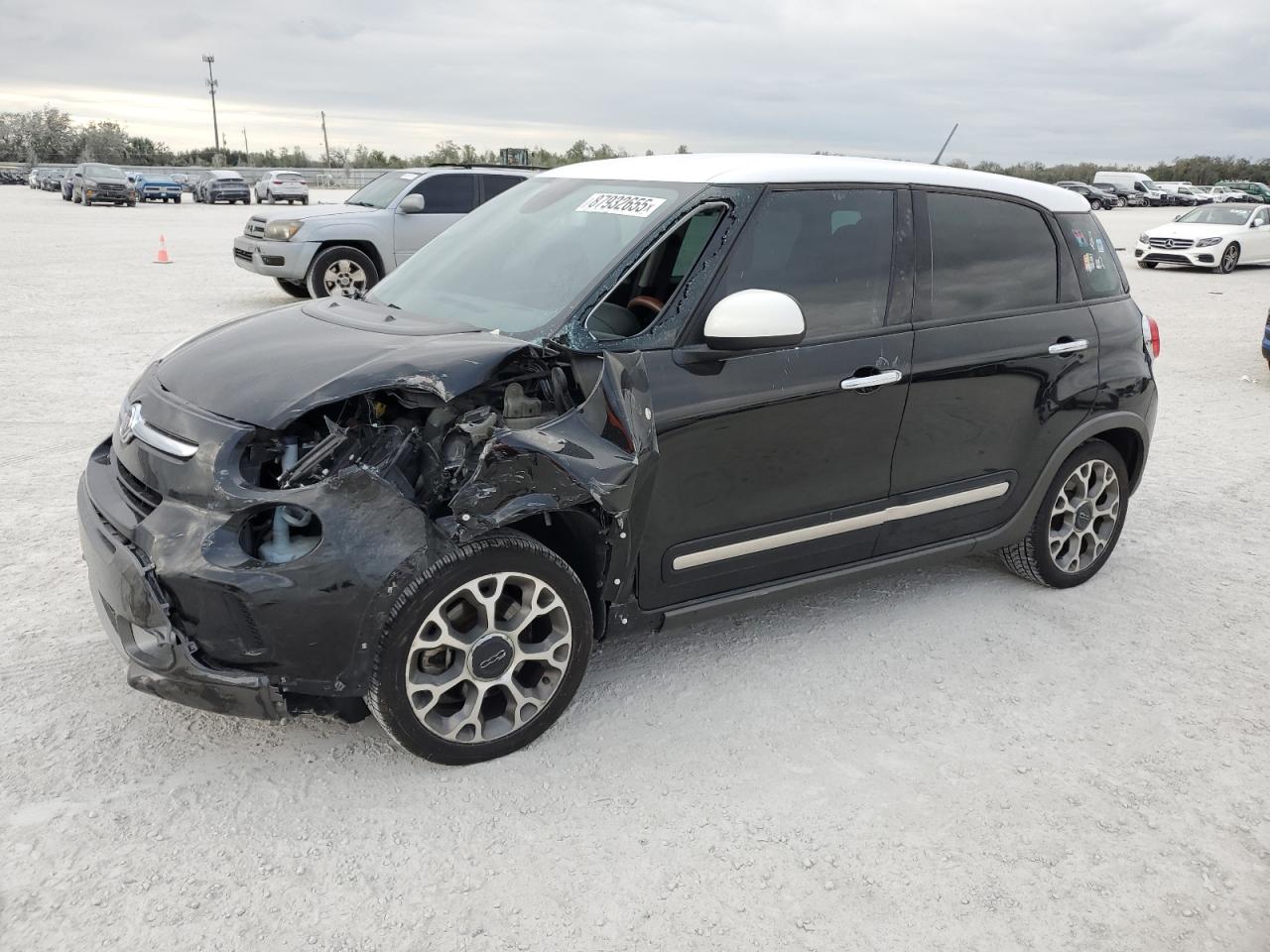 2016 Fiat 500 - Image 1