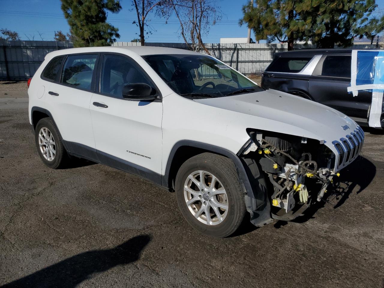 2017 Jeep Grand Cherokee - Image 4