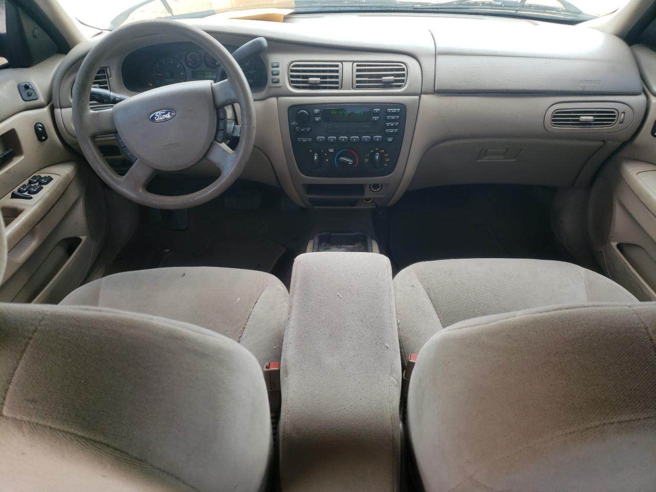 2004 Ford Taurus - Image 8