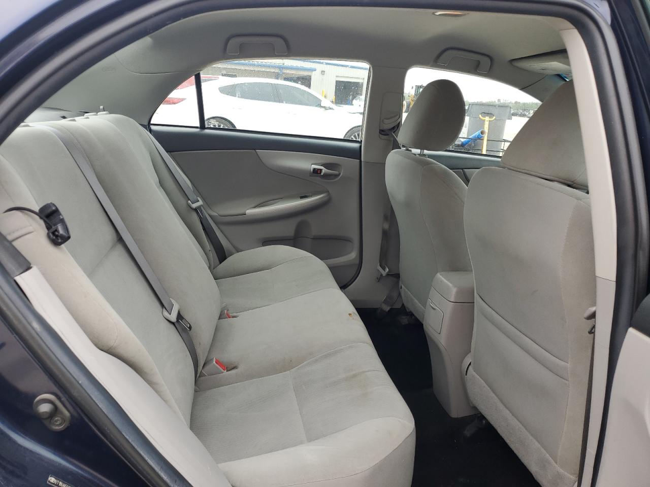 2011 Toyota Corolla - Image 11