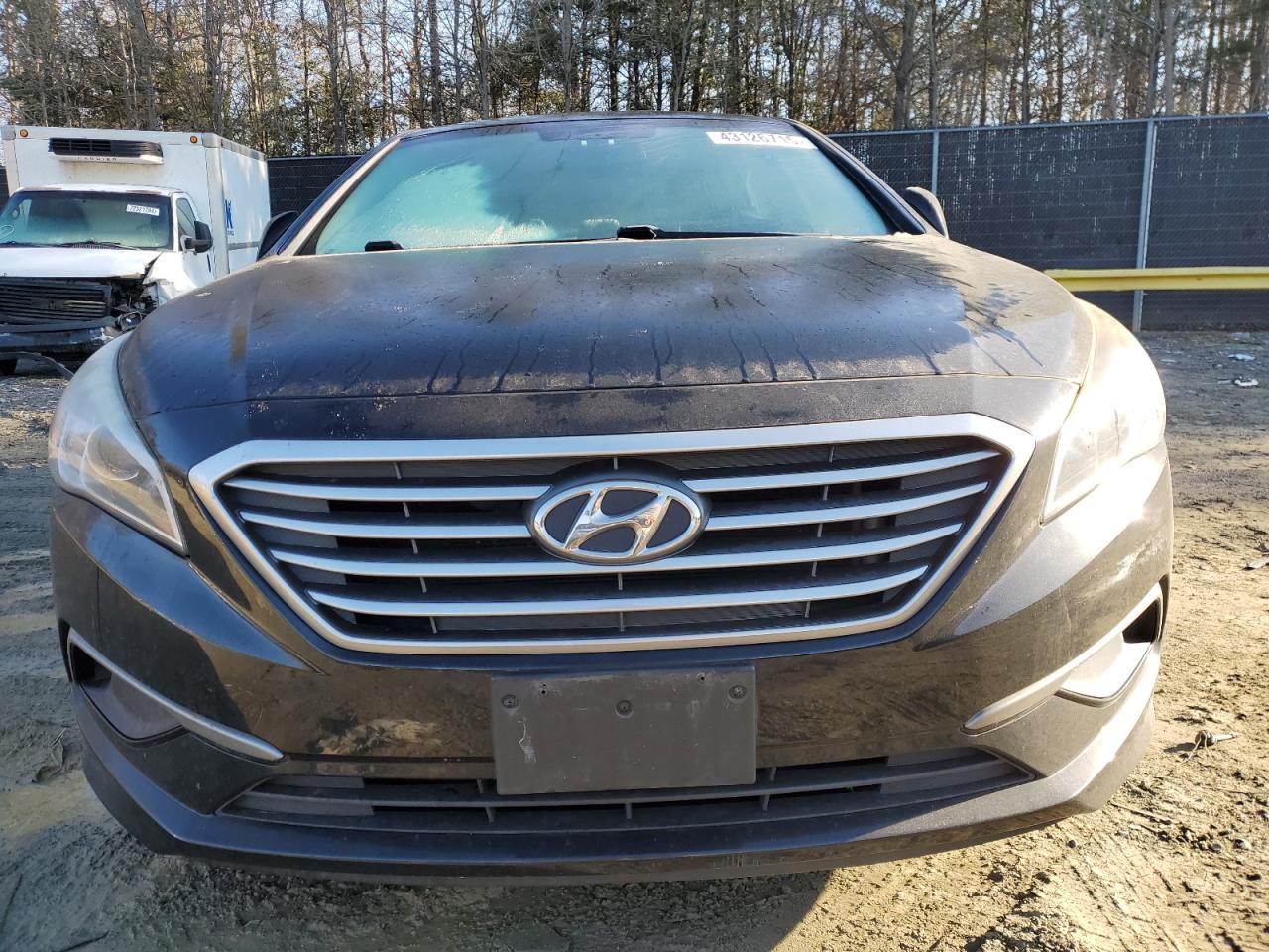 2016 Hyundai Sonata - Image 5