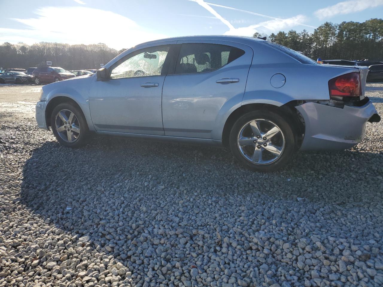 2013 Dodge Avenger - Image 2