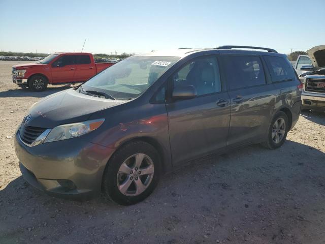 2013 Toyota Sienna Le