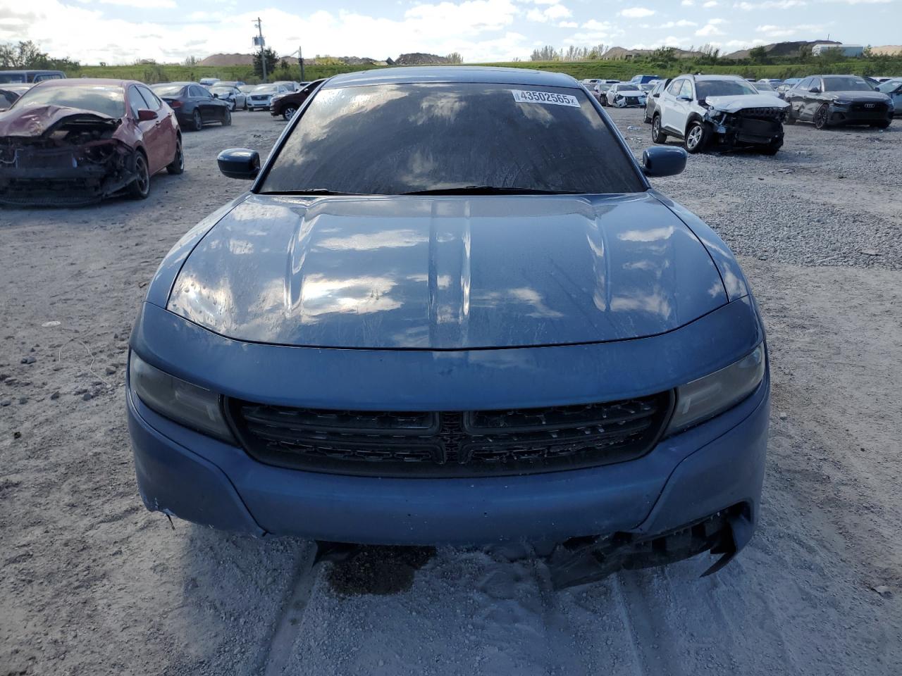 2021 Dodge Charger - Image 5