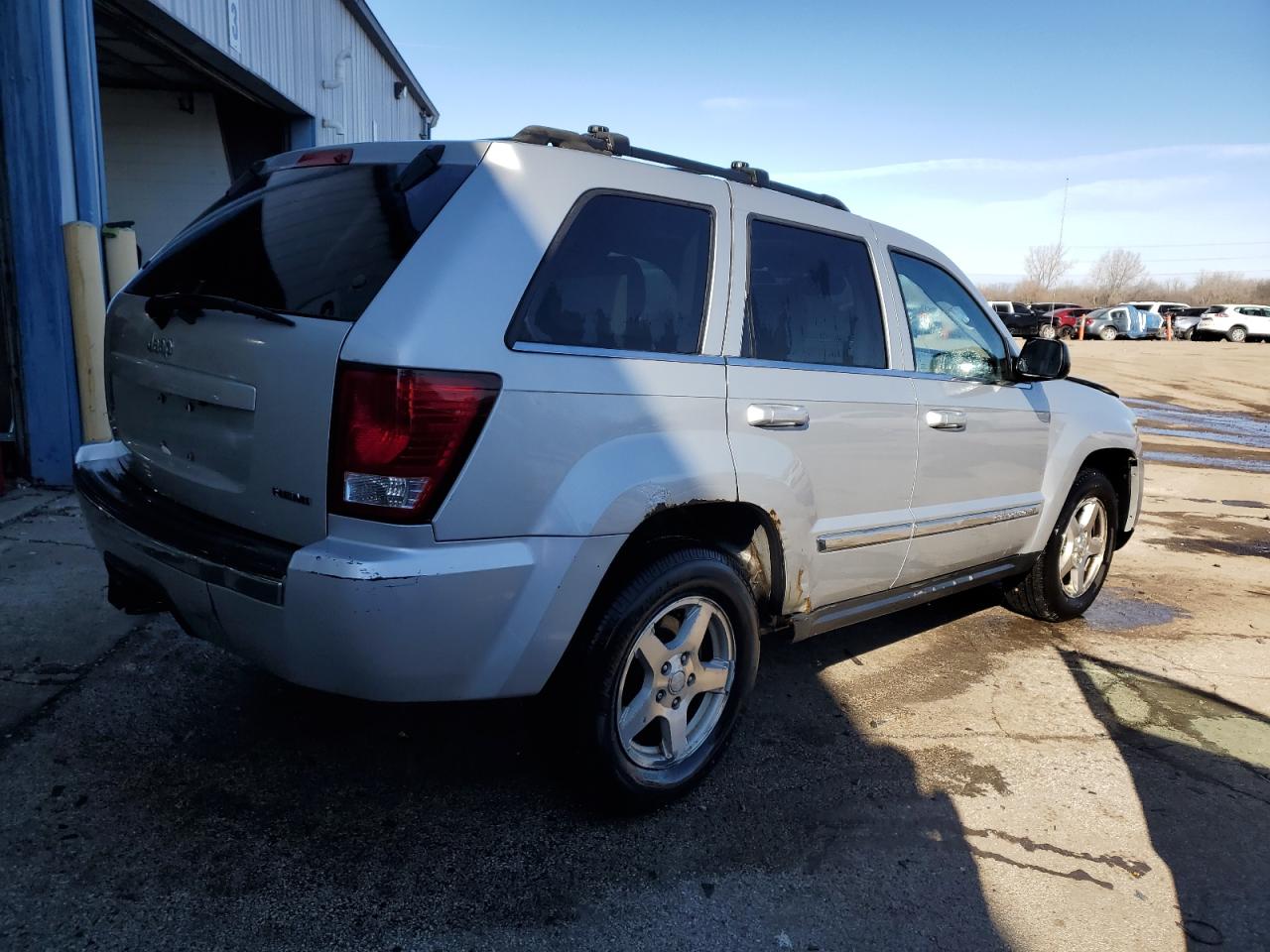 2007 Jeep Grand Cherokee - Image 3