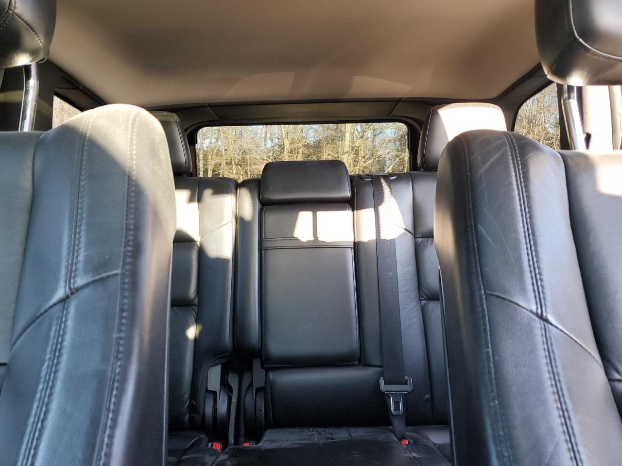 2011 Jeep Grand Cherokee - Image 10