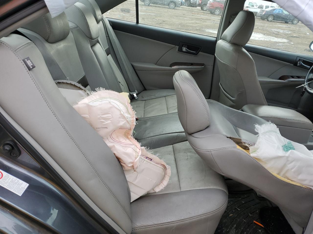 2012 Toyota Camry - Image 10