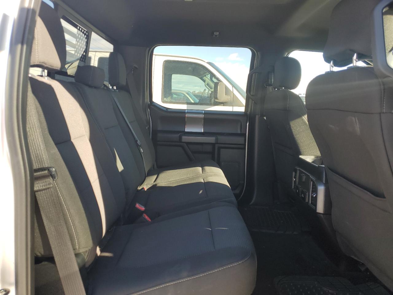 2017 Ford F-150 - Image 10