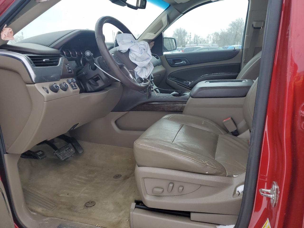2015 Chevrolet Suburban - Image 7