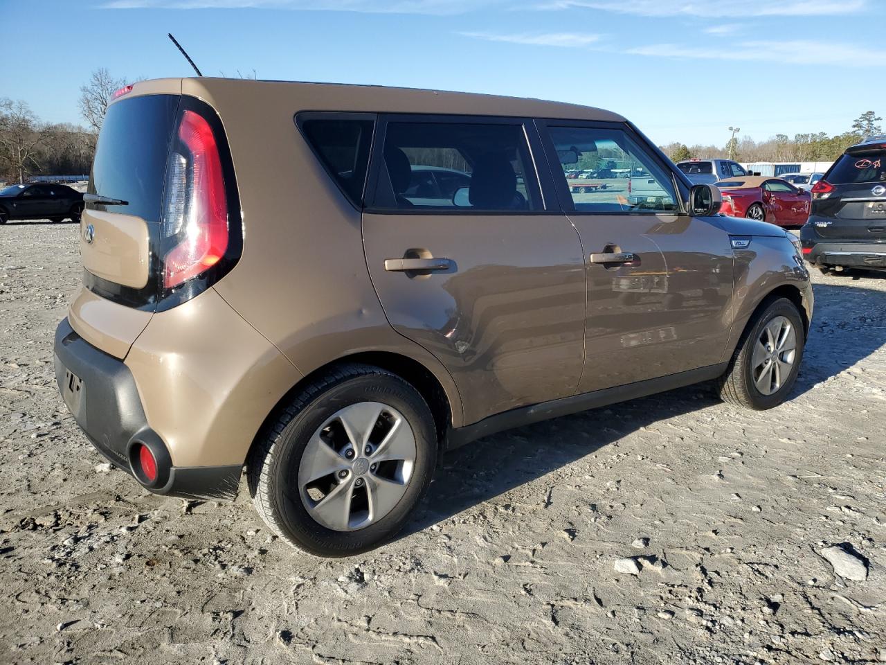 VIN KNDJN2A24F7157466 2015 KIA SOUL no.3