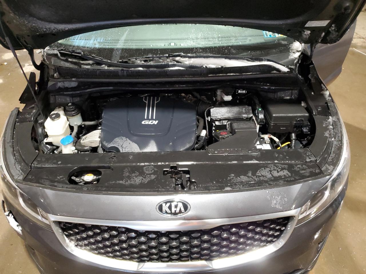 2016 Kia Sedona - Image 12