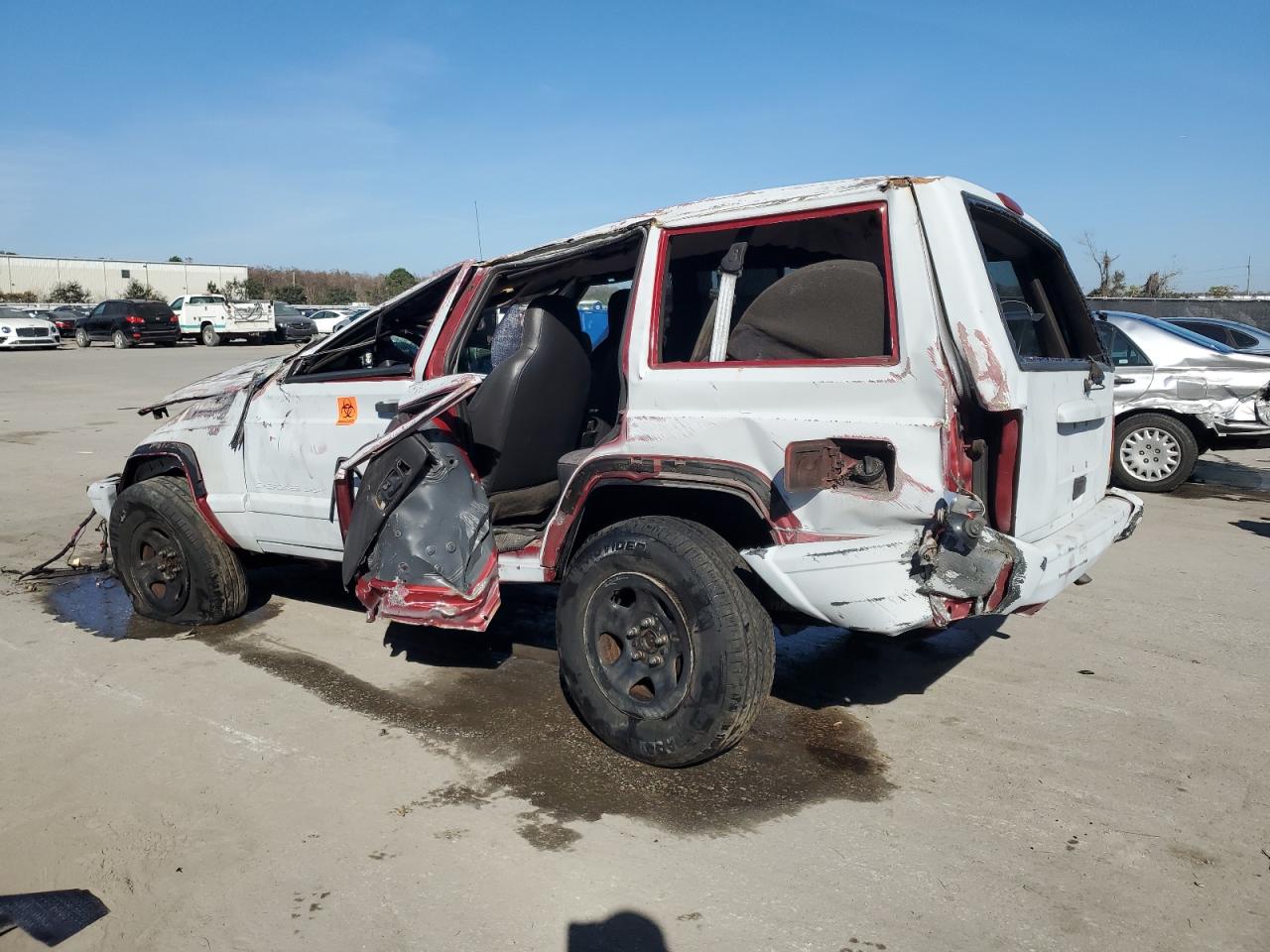 1999 Jeep Grand Cherokee - Image 2
