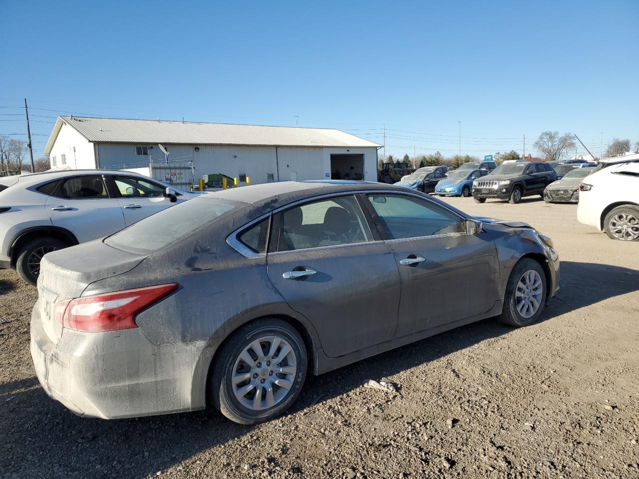 2016 Nissan Altima - Image 3