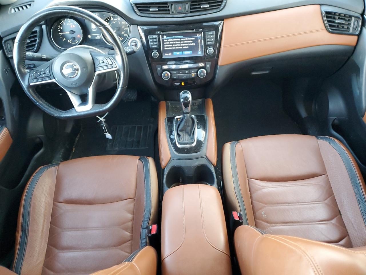 2017 Nissan Rogue - Image 8