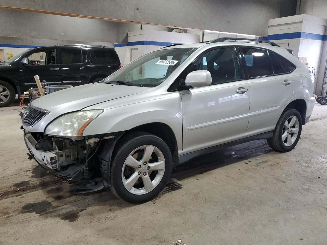 2004 Lexus RX - Image 1
