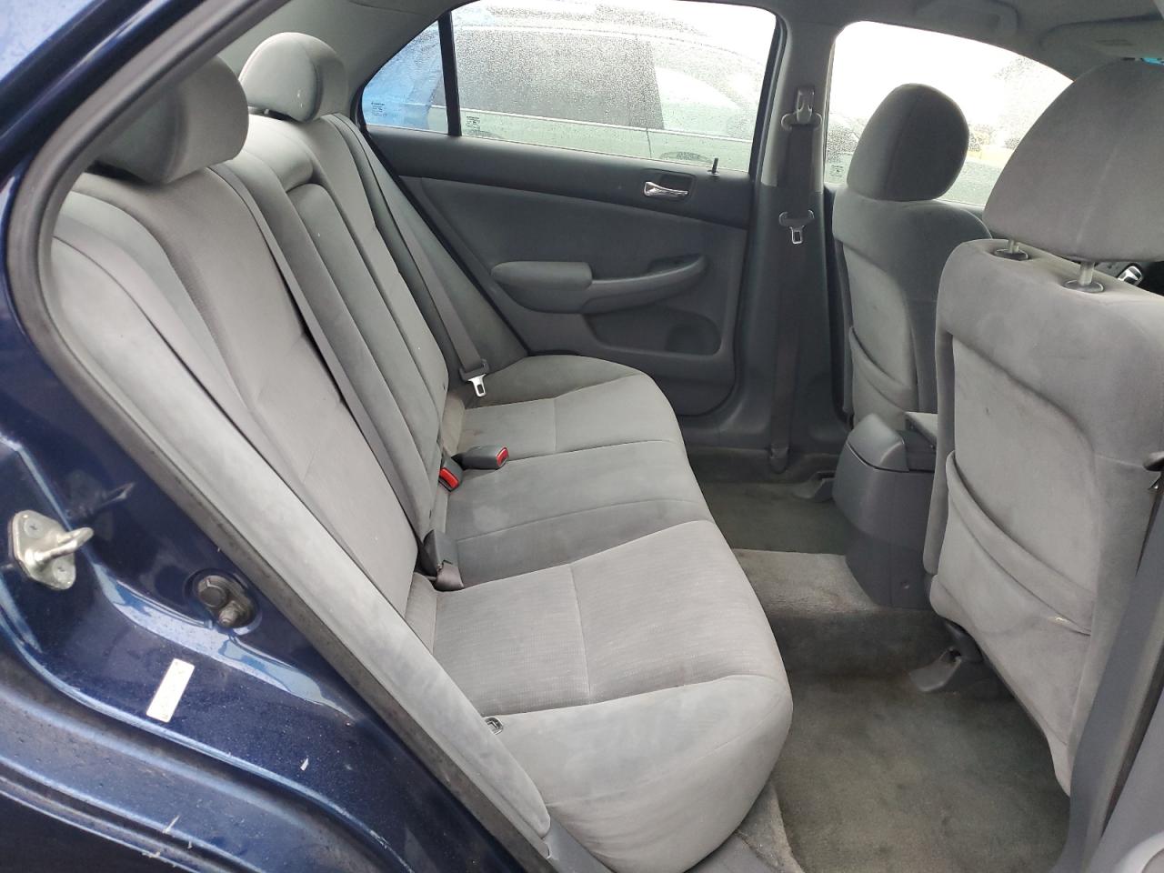 2003 Honda Accord - Image 10