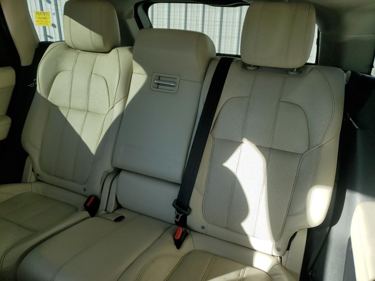 2014 Land Rover Range Rover - Image 10