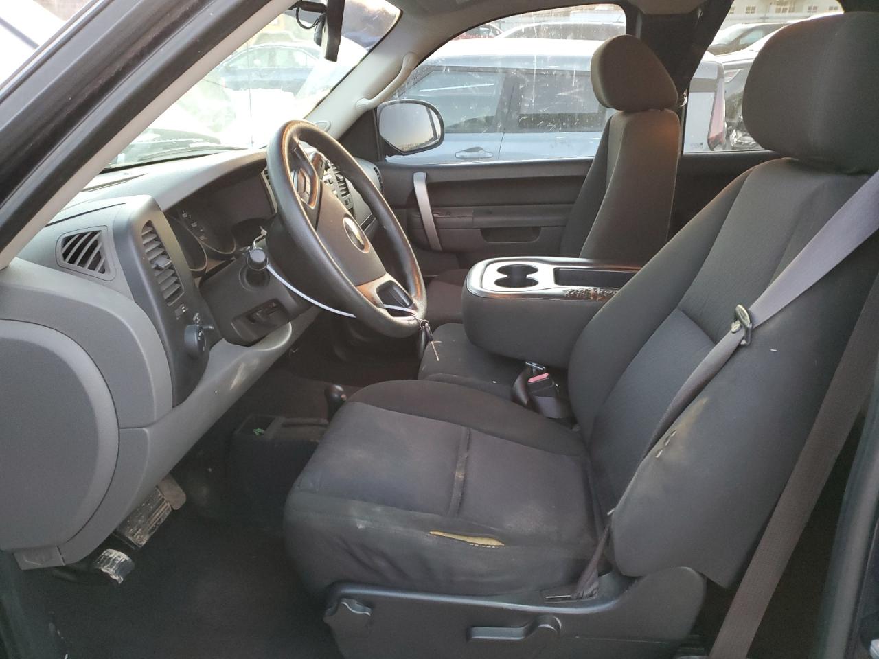 2010 Chevrolet Silverado - Image 7