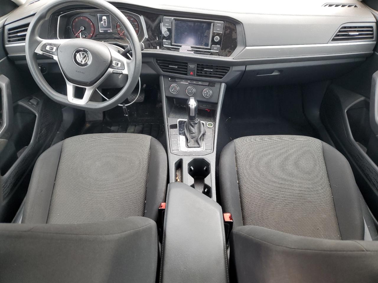 2021 Volkswagen Jetta - Image 8