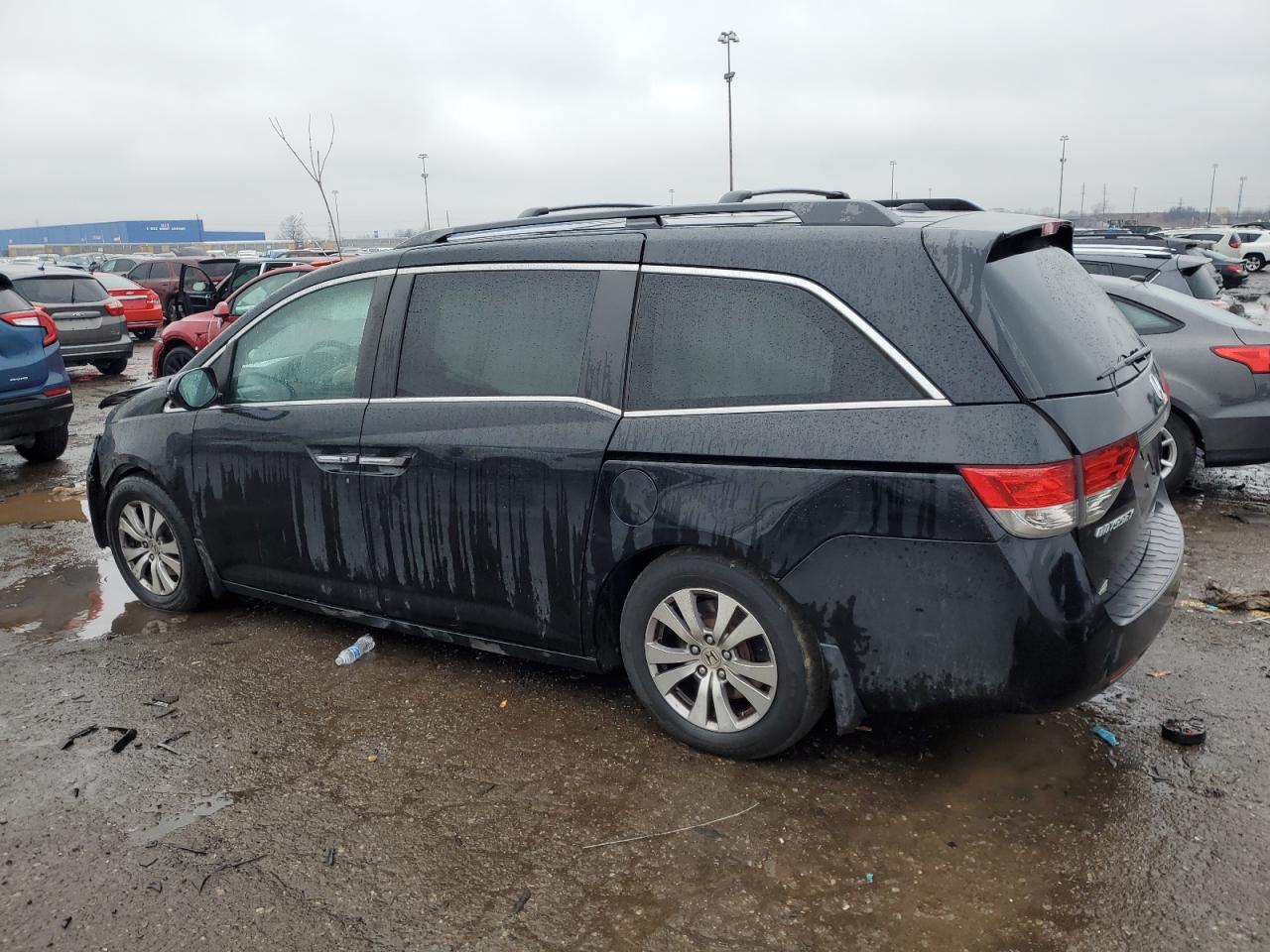 2014 Honda Odyssey - Image 2