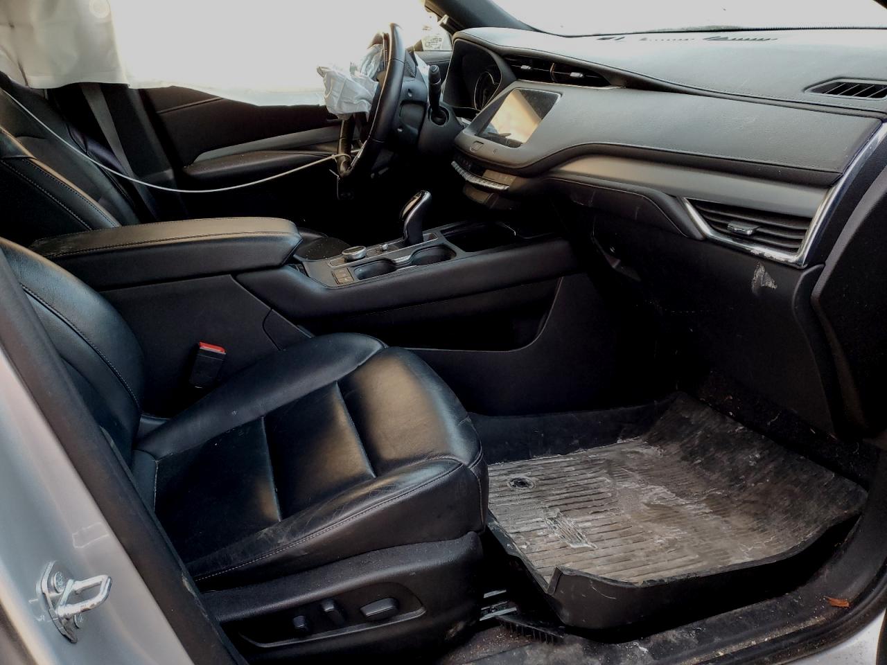 2020 Cadillac XT4 - Image 7