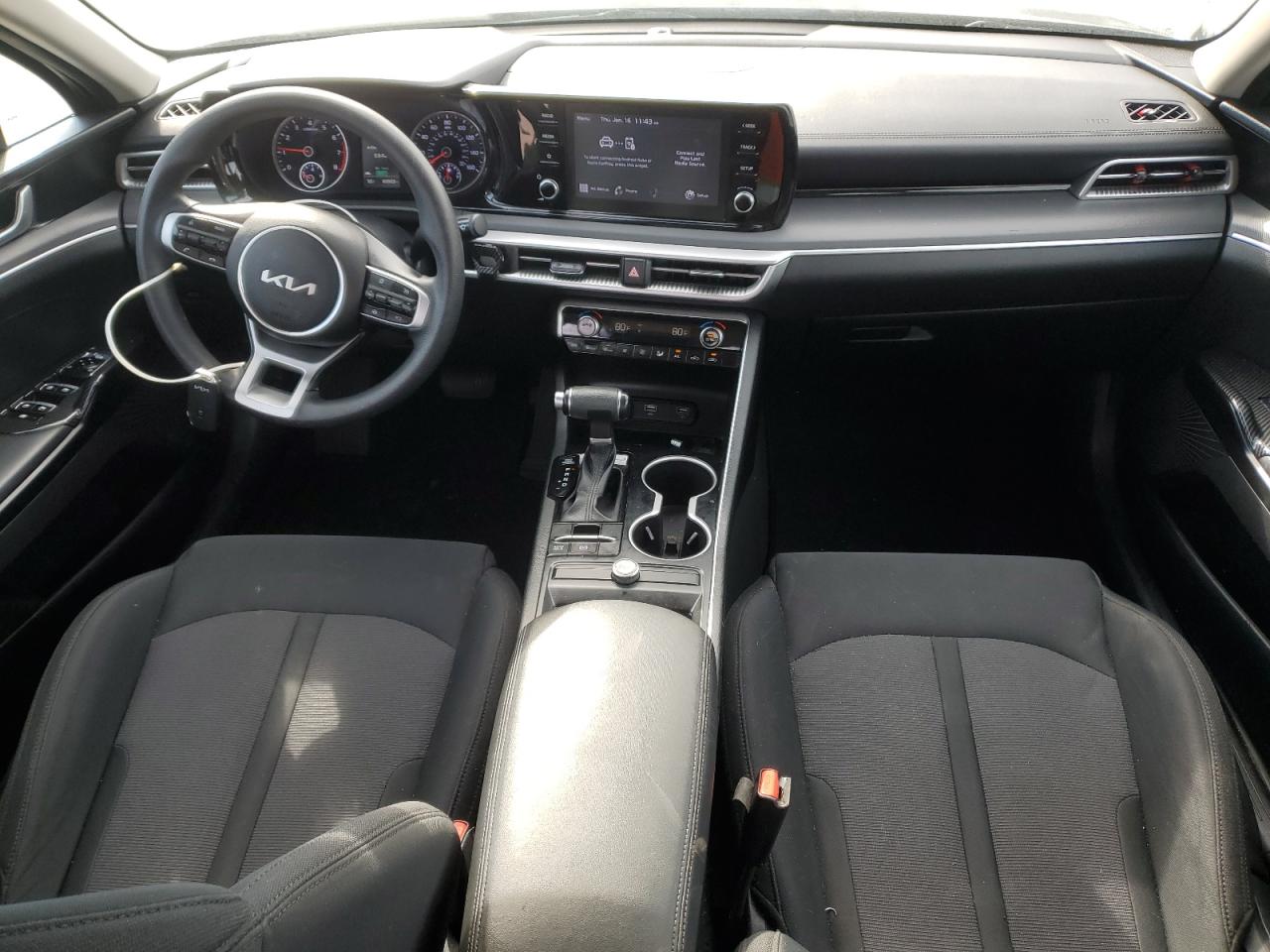 2022 Kia K5 - Image 8