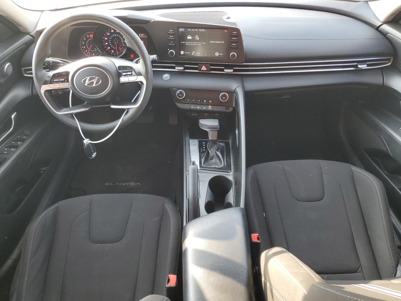 2021 Hyundai Elantra - Image 8