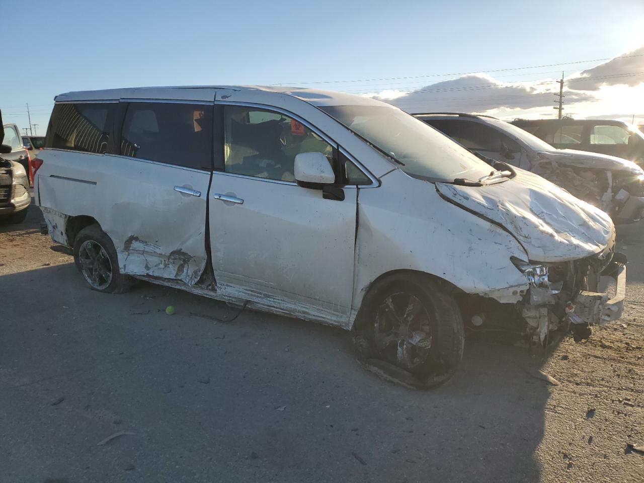2015 Nissan Quest - Image 4